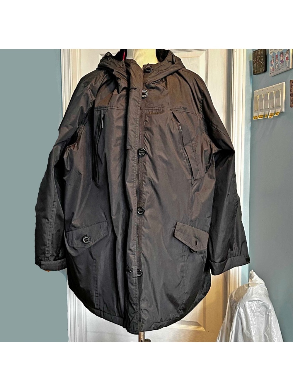 WINTER COAT, LONDON FOG, BLACK, SIZE 3X, FRONT ZIP & BUTTONS, ATTACH POINT INSID